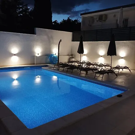 Evica 2 Appartement *